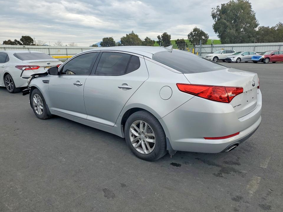 Photo 2 from auction – 2013 KIA OPTIMA with VIN KNAGM4A71D5432799