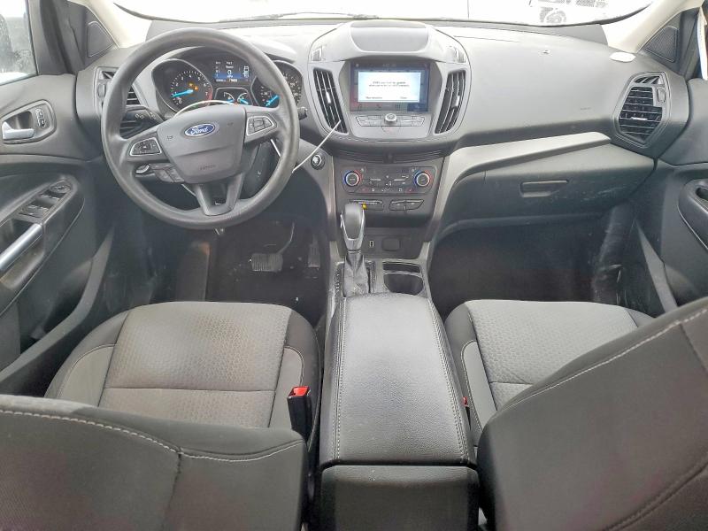Photo 8 from auction – 2019 FORD ESCAPE with VIN 1FMCU0GD8KUB99526