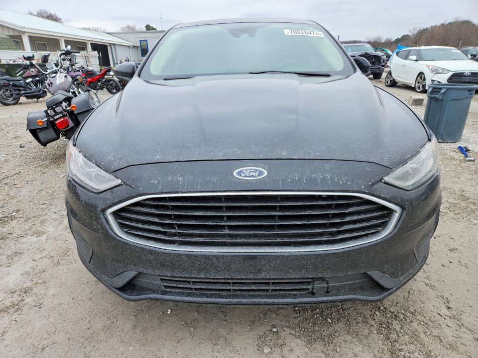 Photo 5 from auction – 2020 FORD FUSION with VIN 3FA6P0G78LR267177