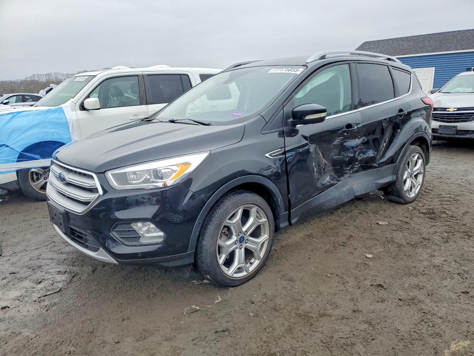 FORD ESCAPE 2019 with VIN 1FMCU9J93KUB21874 - Photo from auction