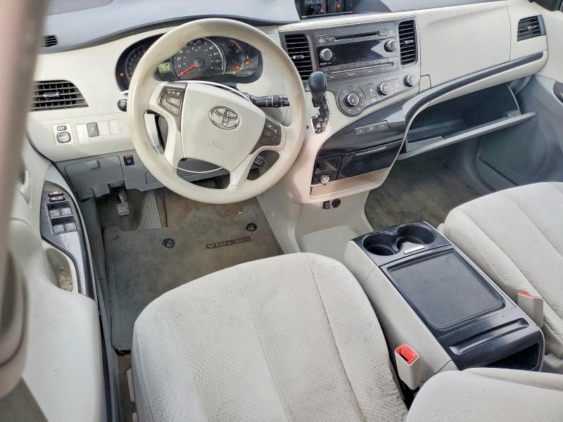 Photo 8 from auction – 2012 TOYOTA SIENNA with VIN 5TDKK3DC7CS202649