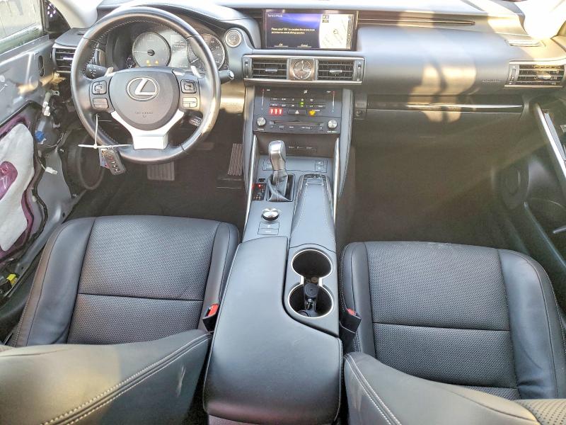 Photo 8 from auction – 2018 LEXUS IS with VIN JTHBA1D26J5073822