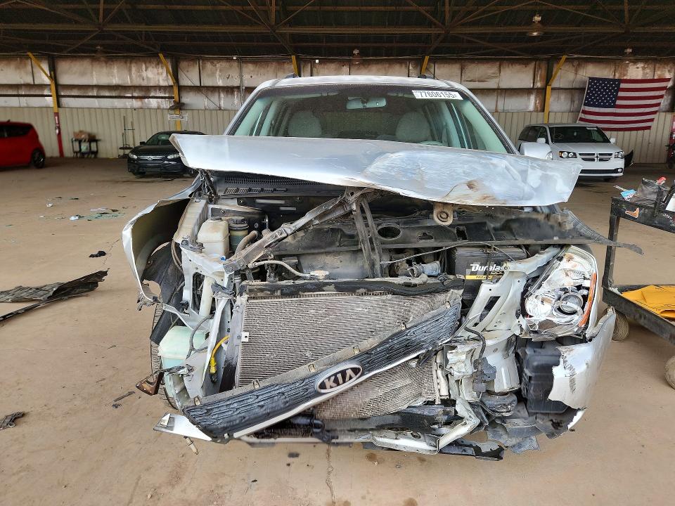 Photo 5 from auction – 2012 KIA SEDONA with VIN KNDMG4C79C6485947