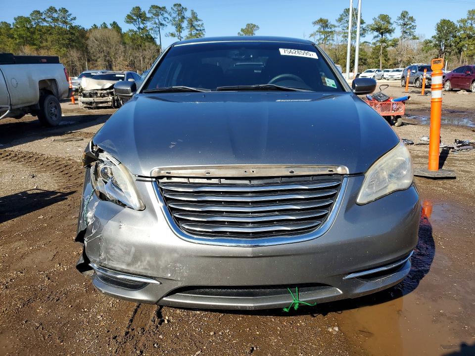 Photo 5 from auction – 2011 CHRYSLER 200 with VIN 1C3BC1FG3BN620281