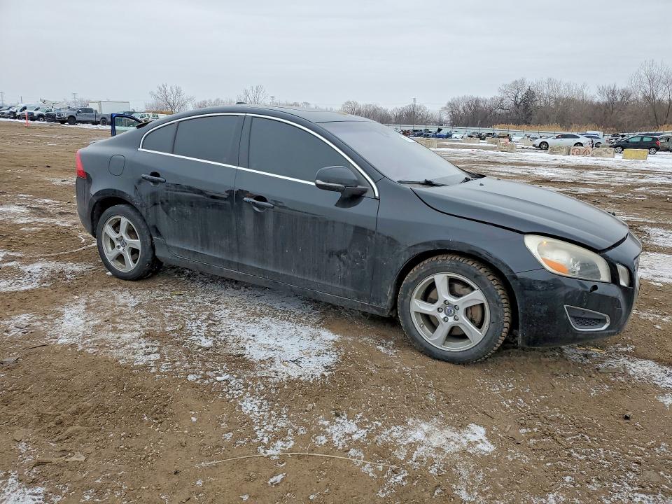 Photo 4 from auction – 2013 VOLVO S60 T5 with VIN YV1612FH6D2211305