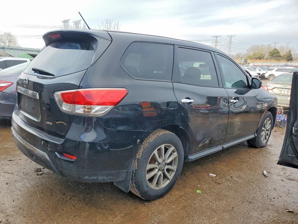 Photo 3 from auction – 2014 NISSAN PATHFINDER with VIN 5N1AR2MM0EC715249