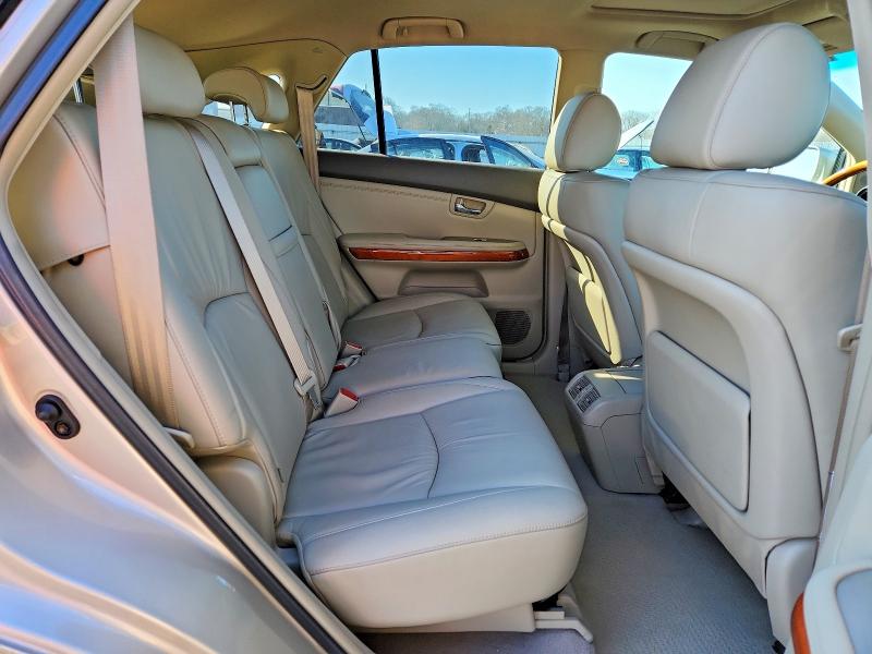 Photo 11 from auction – 2004 LEXUS RX with VIN 2T2HA31U54C033442
