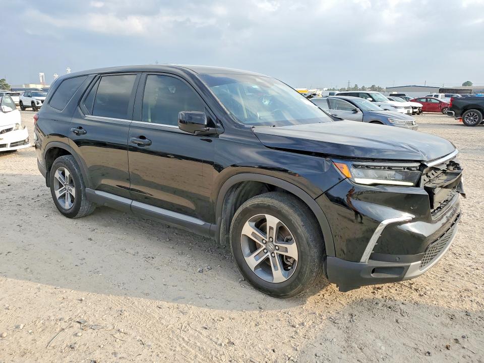 Photo 4 from auction – 2024 HONDA PILOT EXL with VIN 5FNYG2H52RB003121