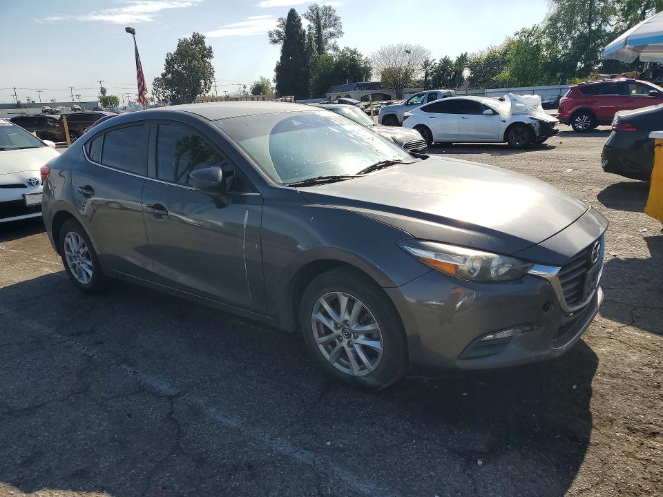 Photo 4 from auction – 2018 MAZDA 3 with VIN 3MZBN1U78JM161232