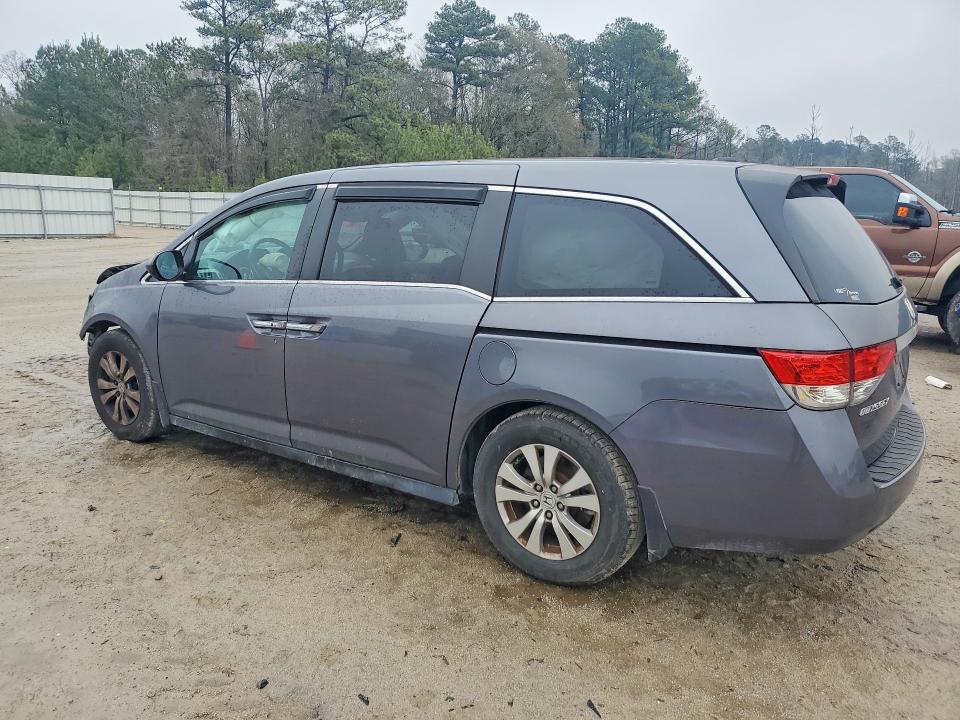 Photo 2 from auction – 2016 HONDA ODYSSEY with VIN 5FNRL5H67GB056307