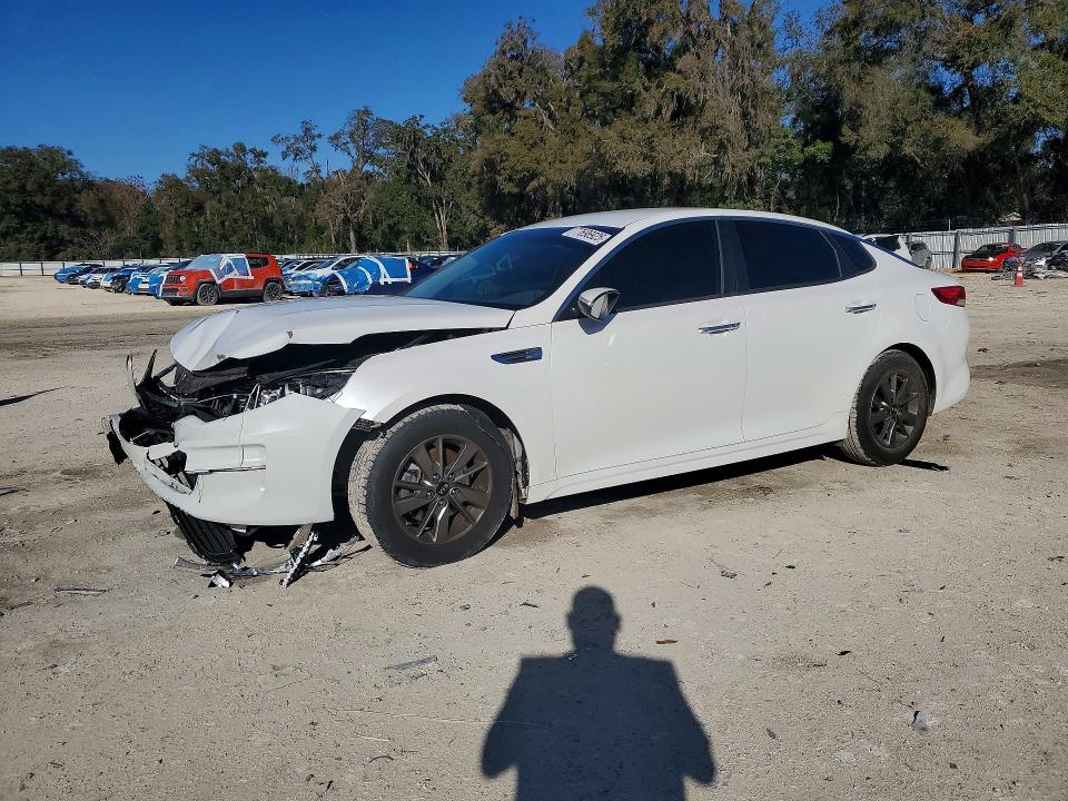KIA OPTIMA LX 2016 z numerem VIN 5XXGT4L13GG010970 - Zdjęcie z aukcji