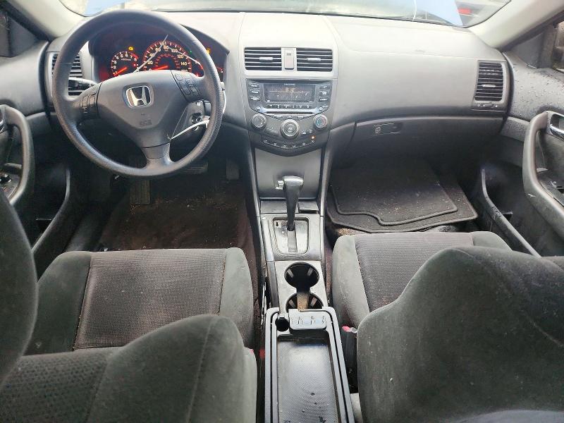 Photo 8 from auction – 2005 HONDA ACCORD SE with VIN 1HGCM82415A016811
