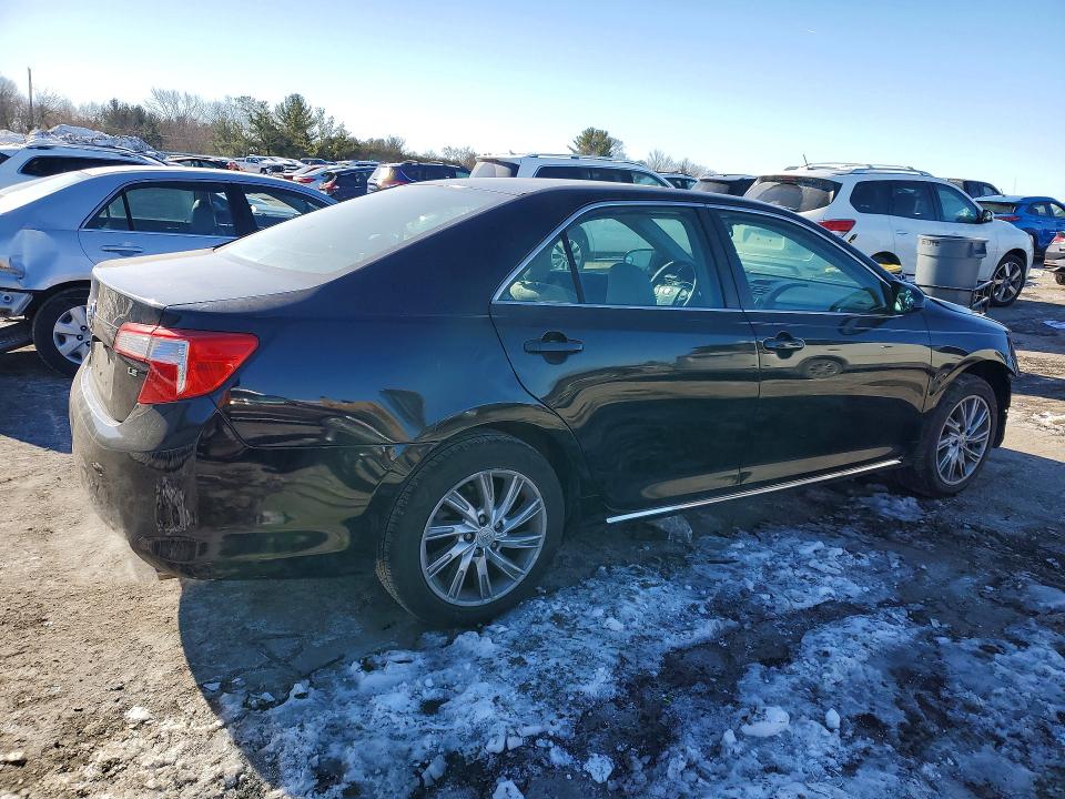 Photo 3 from auction – 2014 TOYOTA CAMRY L with VIN 4T4BF1FK1ER349627