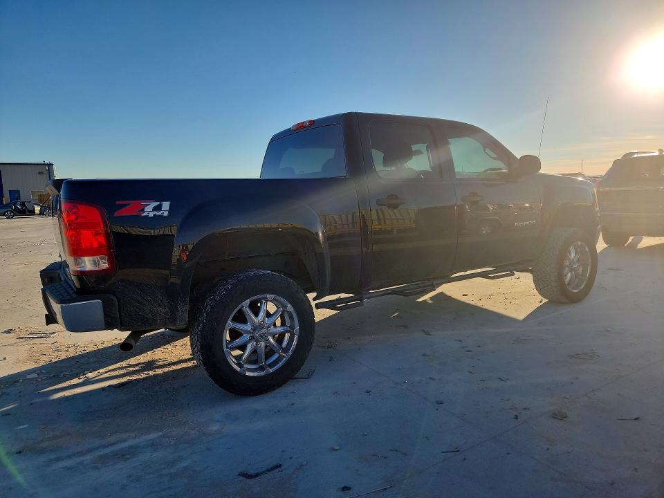 Photo 3 from auction – 2013 GMC SIERRA with VIN 3GTP2VE74DG378450
