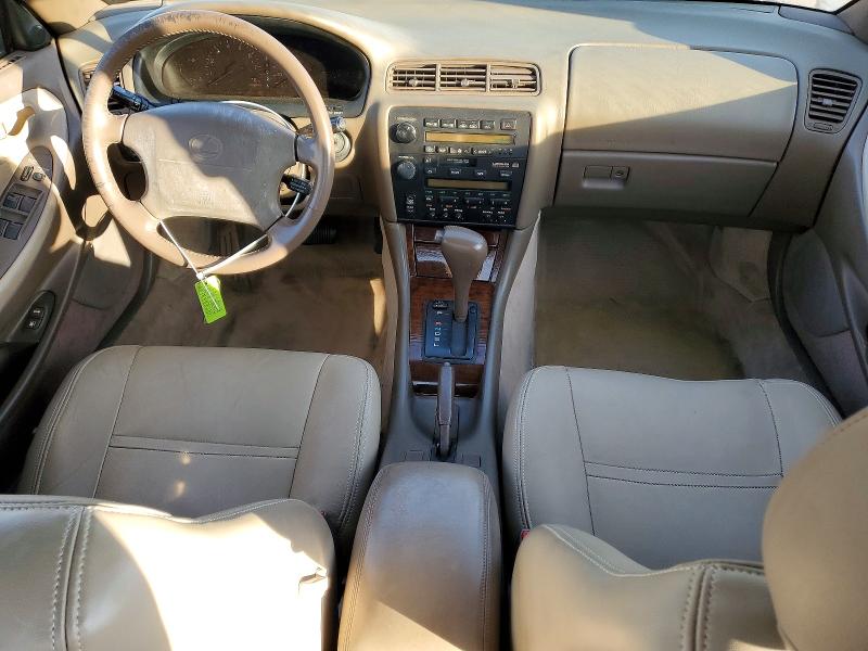 Photo 8 from auction – 1995 LEXUS ES with VIN JT8GK13T2S0084070