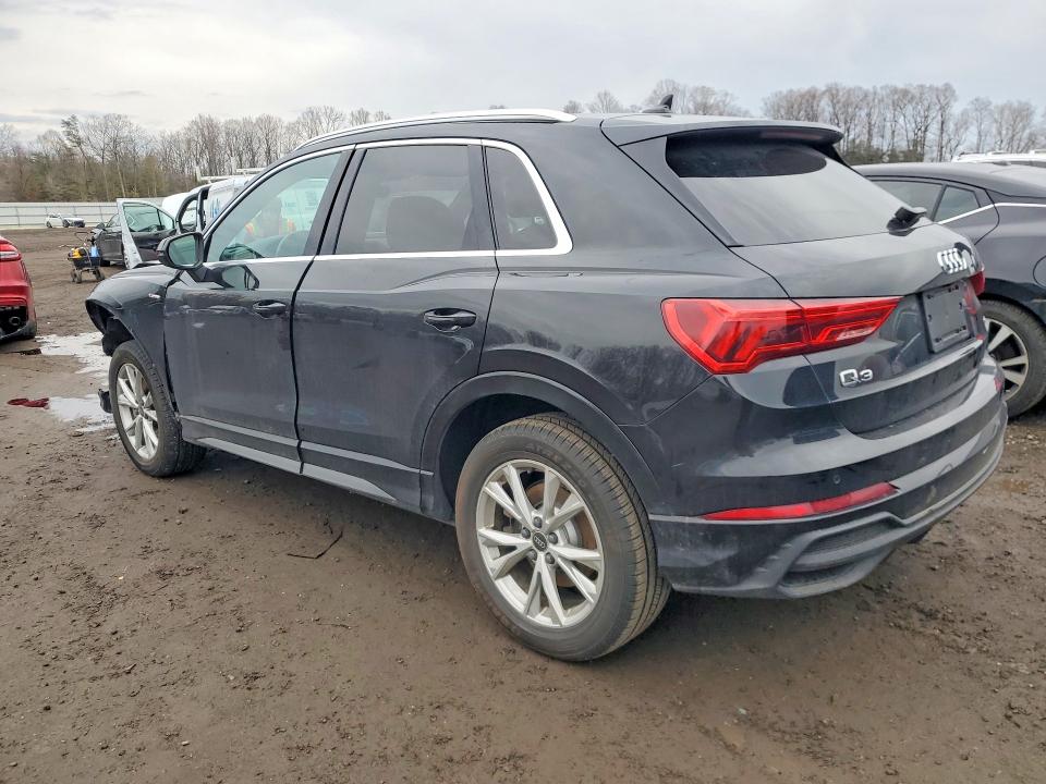 Foto 2 de la subasta – 2023 AUDI Q3 con VIN WA1DECF38P1113070