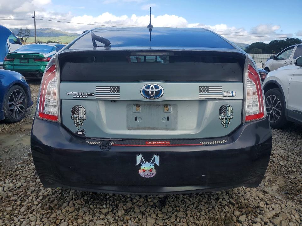 Photo 6 from auction – 2013 TOYOTA PRIUS with VIN JTDKN3DU7D5601195