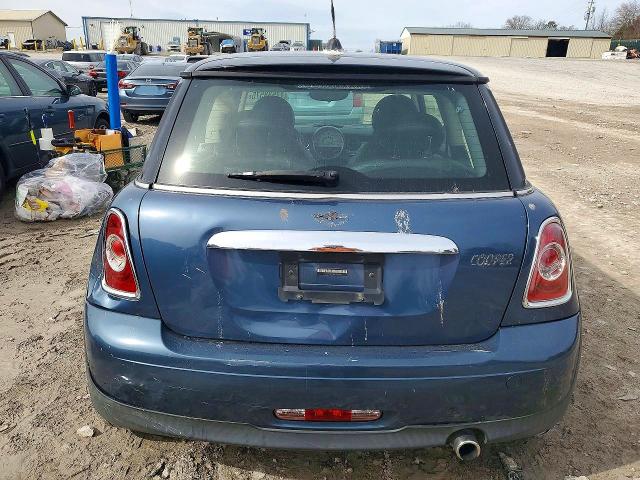 Photo 6 from auction – 2011 MINI COOPER with VIN WMWSU3C55BT097491