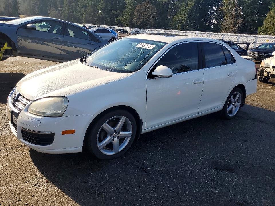 VOLKSWAGEN JETTA 2009 with VIN 3VWCL71K69M001772 - Photo from auction
