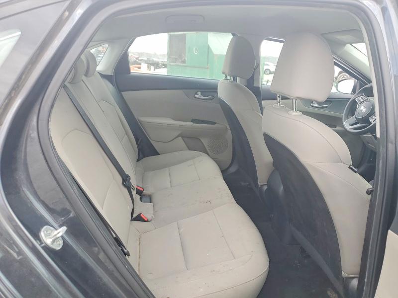 Photo 10 from auction – 2019 KIA FORTE with VIN 3KPF24AD5KE134994