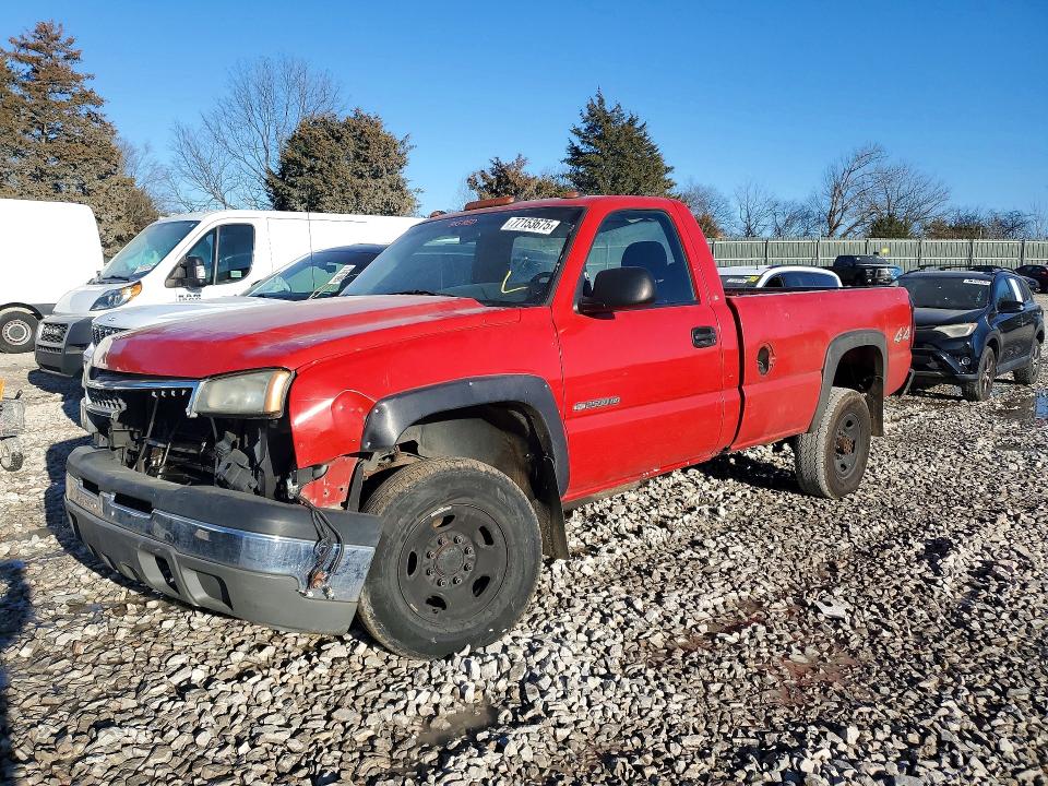 CHEVROLET SILVERADO 2005 with VIN 1GCHK24U25E103145 - Photo from auction