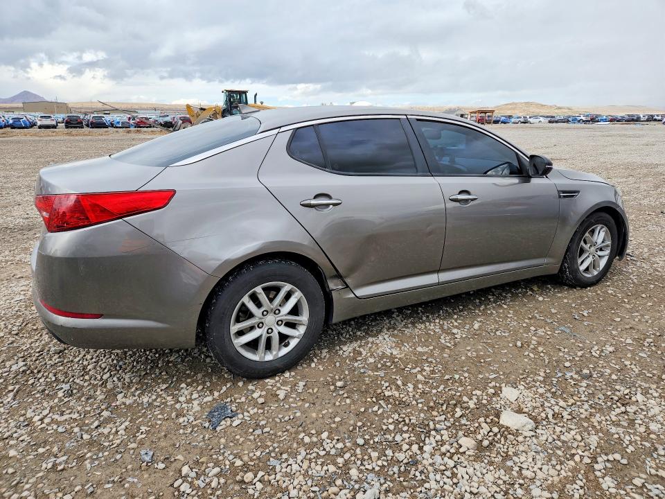 Фото 3 с аукциона – 2013 KIA OPTIMA LX с VIN 5XXGM4A7XDG167170