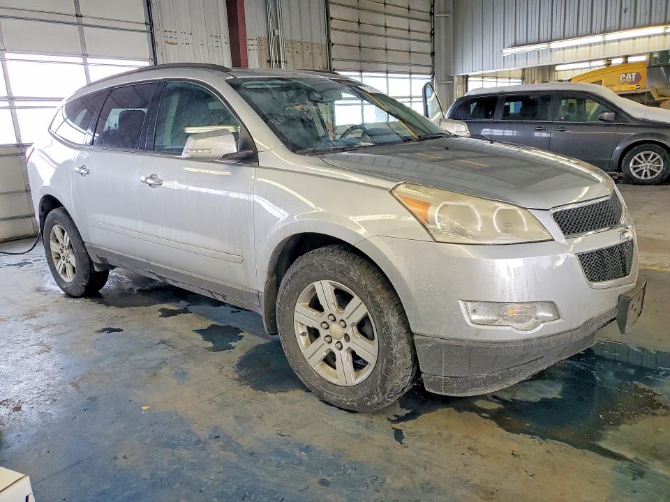 Photo 4 from auction – 2011 CHEVROLET TRAVERSE with VIN 1GNKRGED4BJ192174