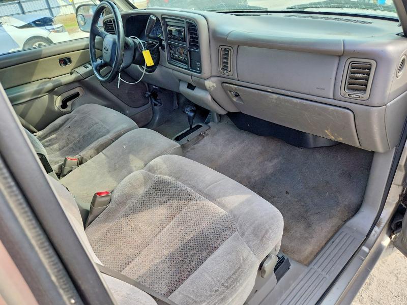 Photo 8 from auction – 2000 CHEVROLET SILVERADO with VIN 1GCEK14V2YE256621