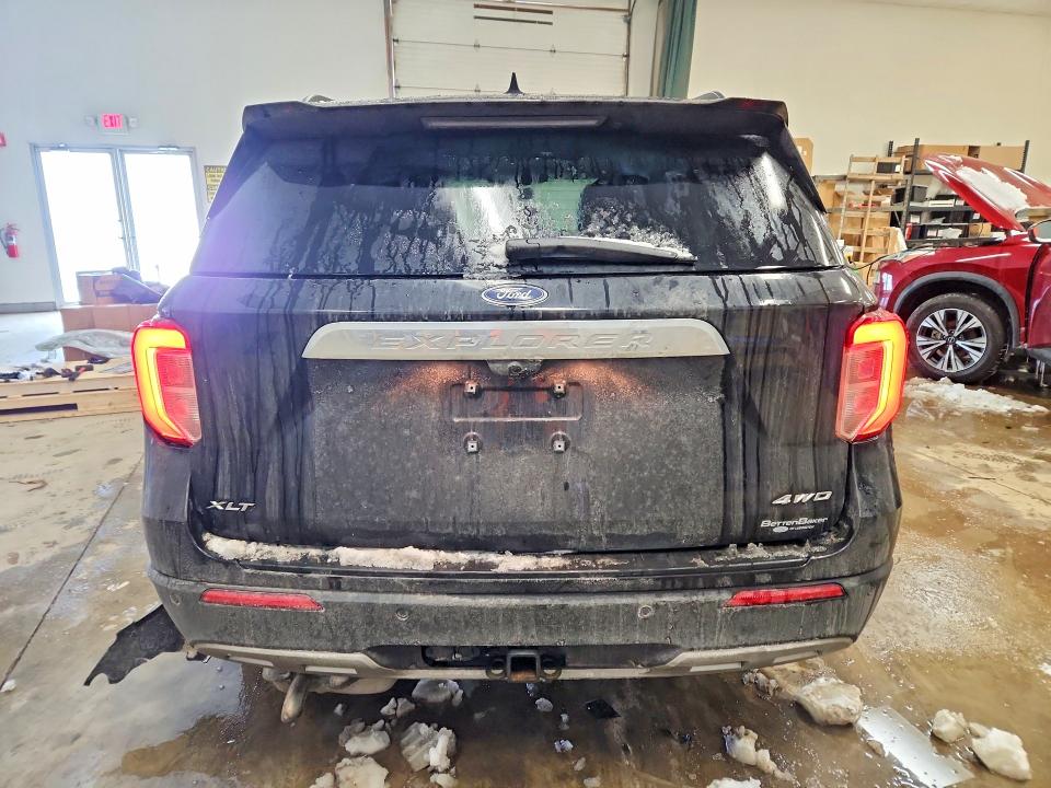 Photo 6 from auction – 2023 FORD EXPLORER with VIN 1FMSK8DH6PGB73228