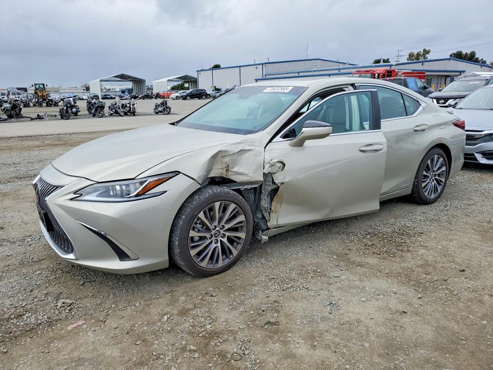 LEXUS ES 2021 with VIN 58ADA1C10MU011611 - Photo from auction