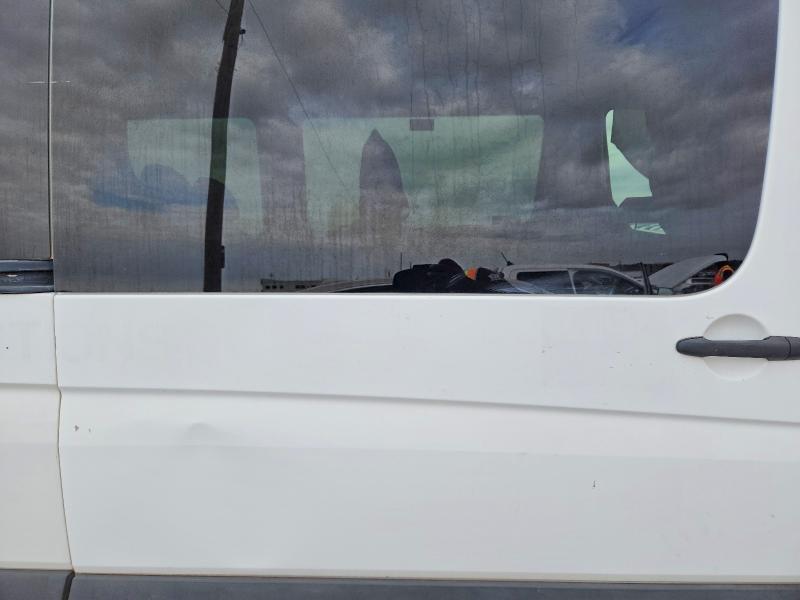 Photo 10 from auction – 2012 MERCEDES-BENZ SPRINTER with VIN WDZPE7CC7C5697060