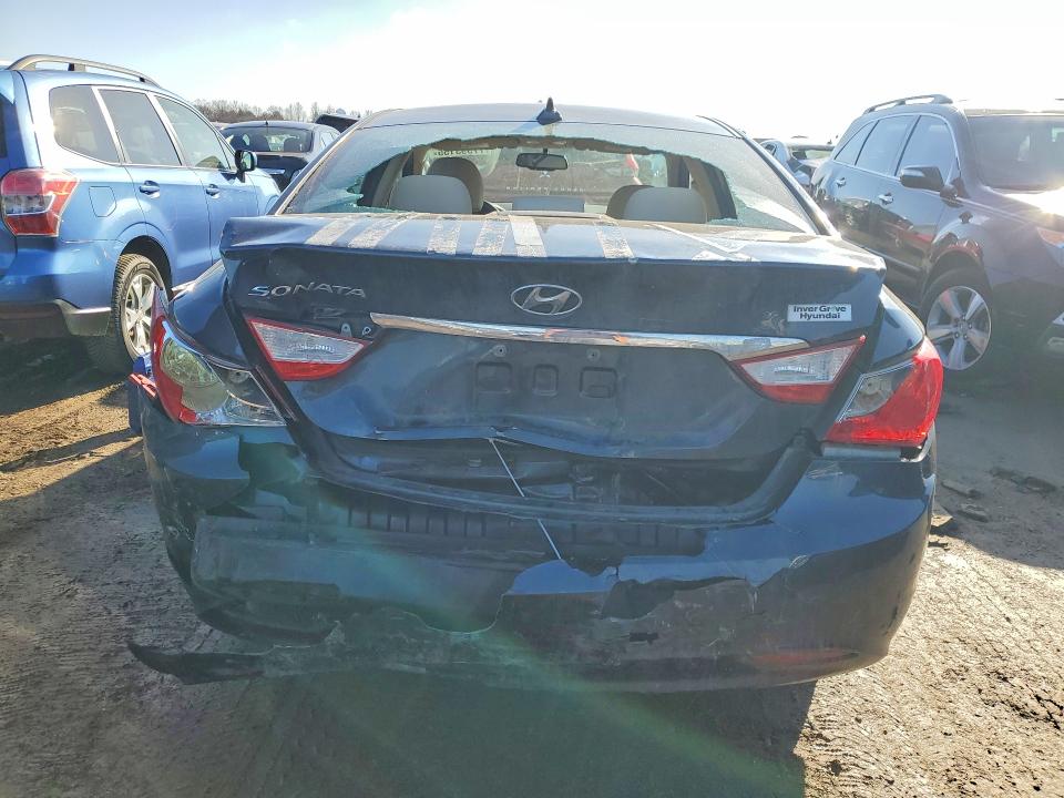 Photo 6 from auction – 2012 HYUNDAI SONATA with VIN 5NPEB4AC3CH432394