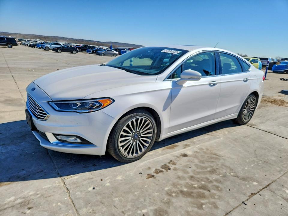 FORD FUSION 2017 مع رقم تعريف المركبة 3FA6P0HD5HR292663 - صورة من المزاد