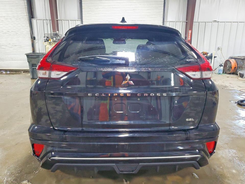 Photo 6 from auction – 2022 MITSUBISHI ECLIPSE CR with VIN JA4ATWAA5NZ003916