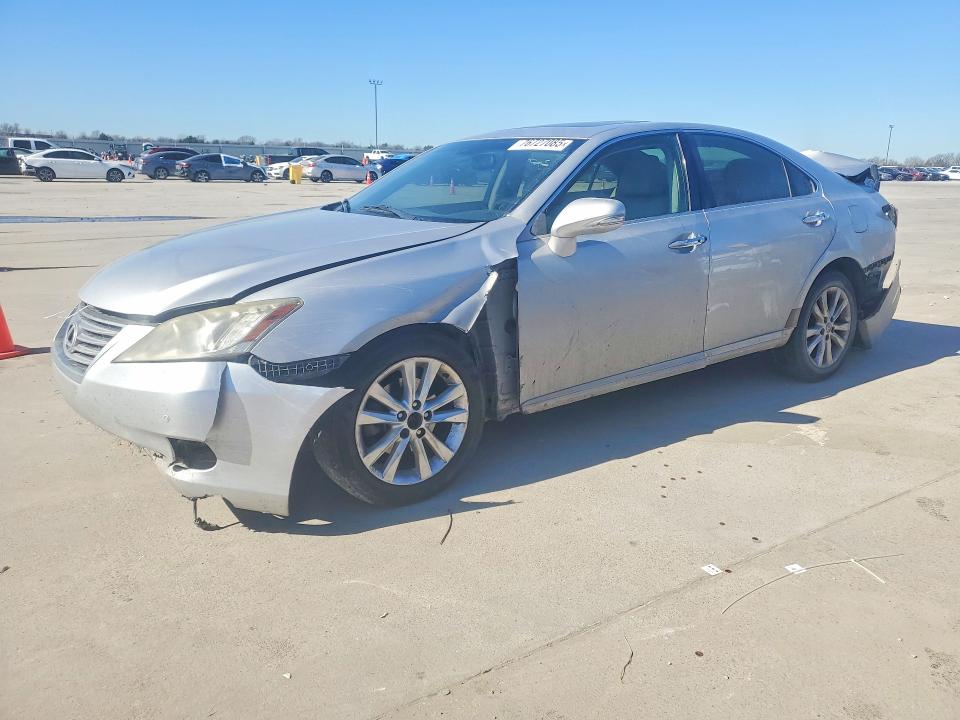 LEXUS ES 2011 with VIN JTHBK1EG3B2423188 - Photo from auction