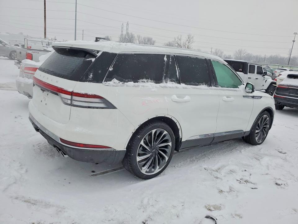 Photo 3 from auction – 2026 LINCOLN AVIATOR RE with VIN 5LM5J7XCXTGL02783
