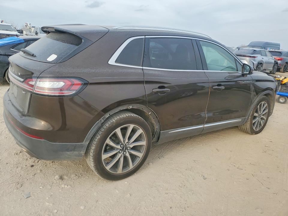 Photo 3 from auction – 2019 LINCOLN NAUTILUS with VIN 2LMPJ6K98KBL25510