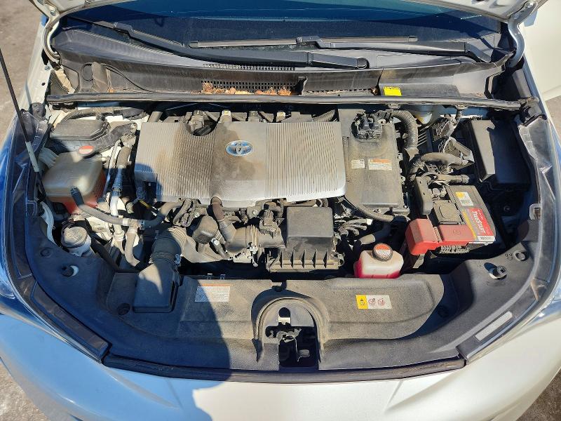 Photo 11 from auction – 2016 TOYOTA PRIUS with VIN JTDKARFUXG3016476