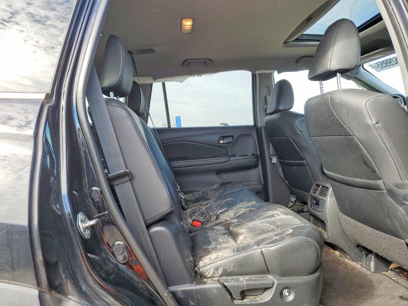 Photo 11 from auction – 2018 HONDA PILOT EXL with VIN 5FNYF6H53JB007175