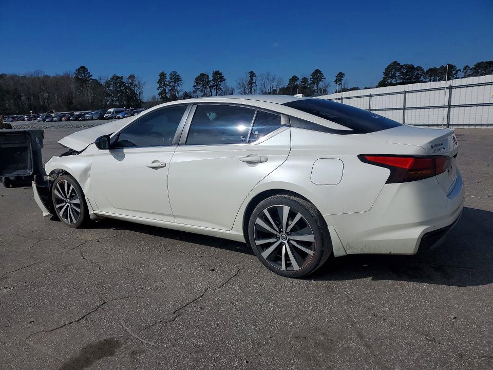 Photo 2 from auction – 2020 NISS ALTIMA with VIN 1N4BL4CV3LC241297