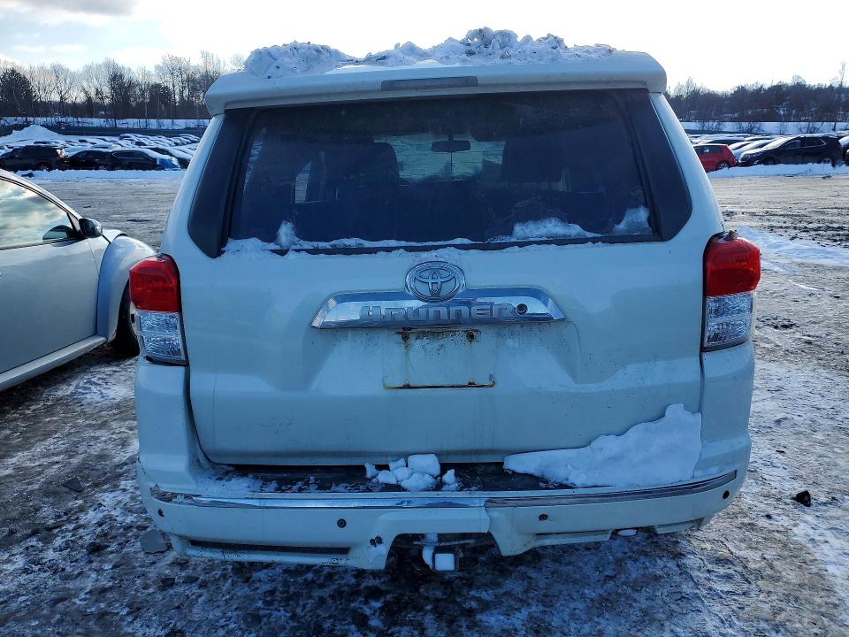 Photo 6 from auction – 2013 TOYOTA 4RUNNER with VIN JTEBU5JR8D5119989