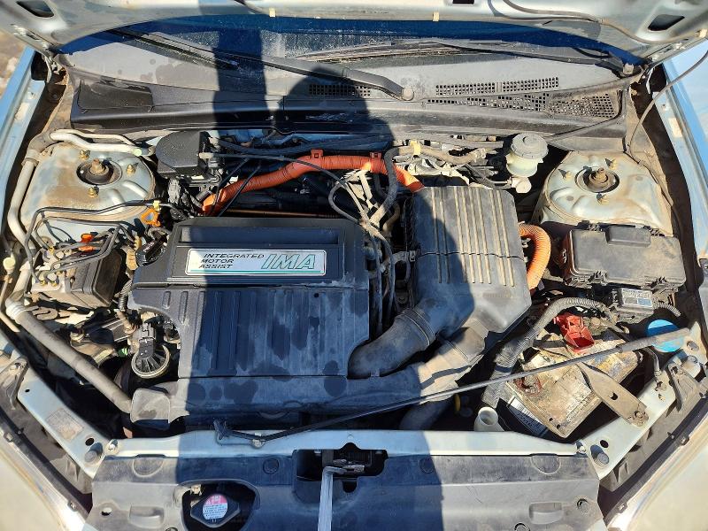 Photo 11 from auction – 2004 HONDA CIVIC with VIN JHMES96644S017067