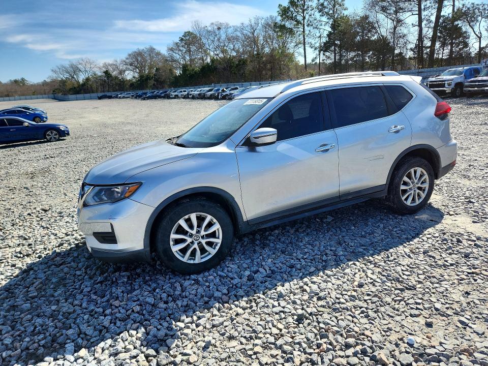 NISSAN ROGUE 2018 with VIN KNMAT2MT5JP510199 - Photo from auction