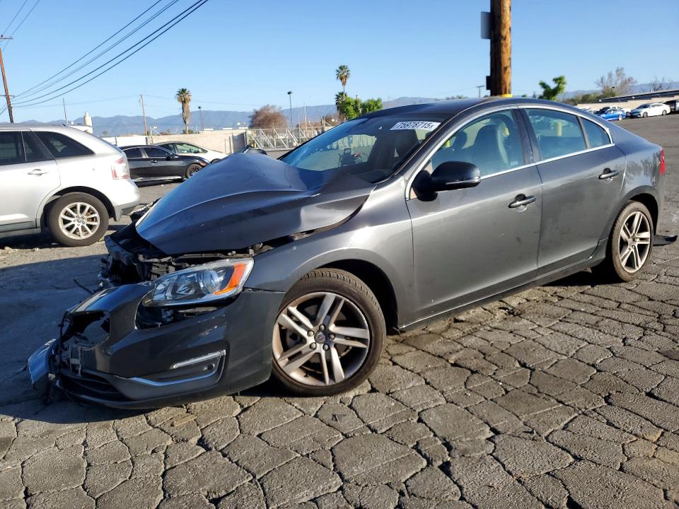 VOLVO S60 2015 with VIN YV126MFK5F1368792 - Photo from auction