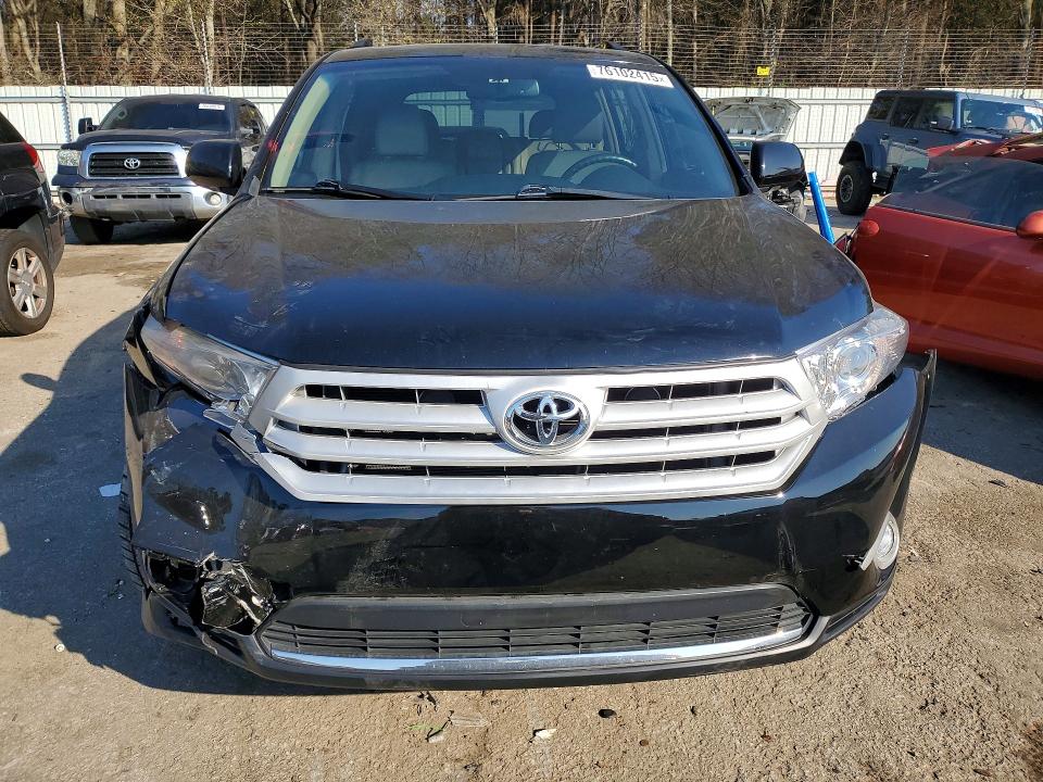 Photo 5 from auction – 2013 TOYOTA HIGHLANDER with VIN 5TDDK3EH5DS264765