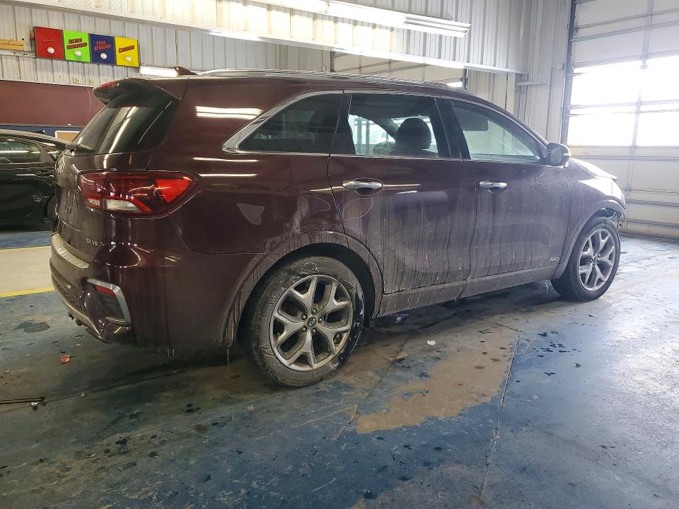 Photo 3 from auction – 2019 KIA SORENTO SX with VIN 5XYPKDA50KG467491