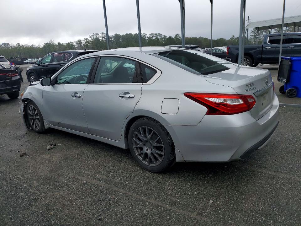 Photo 2 from auction – 2017 NISSAN ALTIMA with VIN 1N4AL3APXHC276923