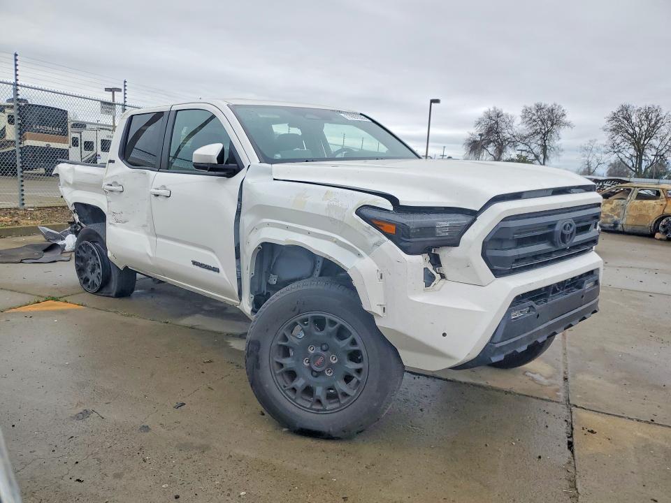Photo 4 from auction – 2024 TOYOTA TACOMA with VIN 3TYLB5JN9RT009308