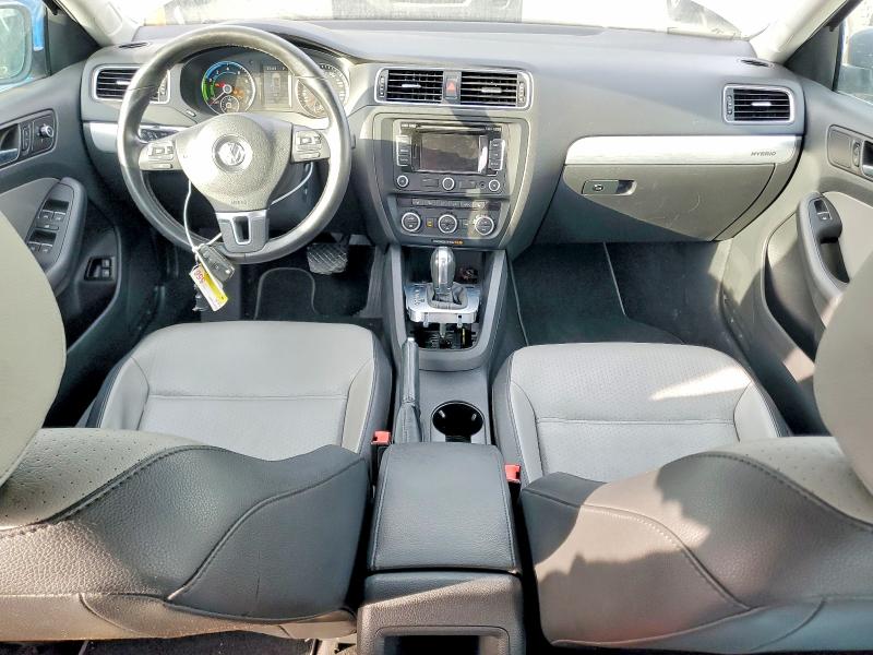 Photo 8 from auction – 2013 VOLKSWAGEN JETTA with VIN 3VW637AJ4DM299736