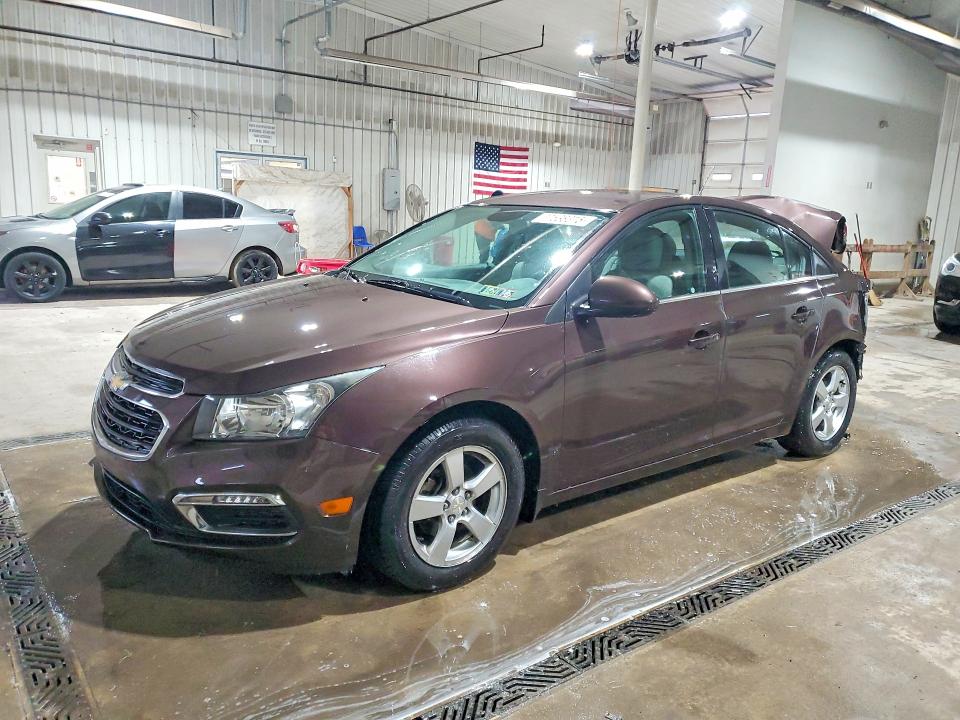 CHEVROLET CRUZE 2015 with VIN 1G1PC5SB3F7197904 - Photo from auction
